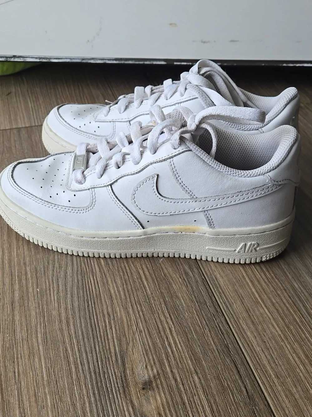 Nike Air Force 1 White Sneakers